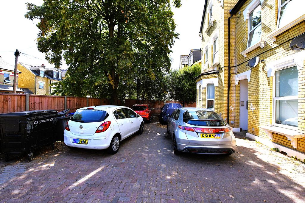 Property photo 2 of 10 Picture No. 03