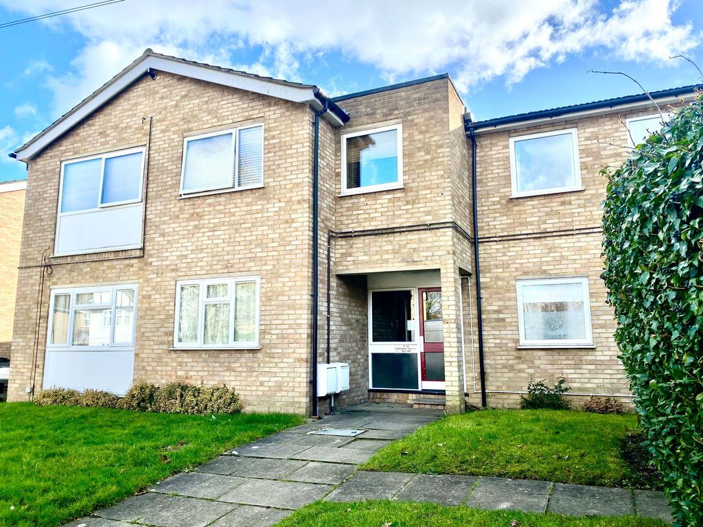 Property photo 1 of 17