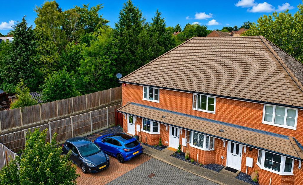 Property photo 1 of 15 Allocated Parking For Two Cars