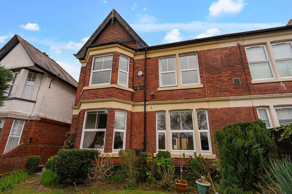 Property photo 1 of 48