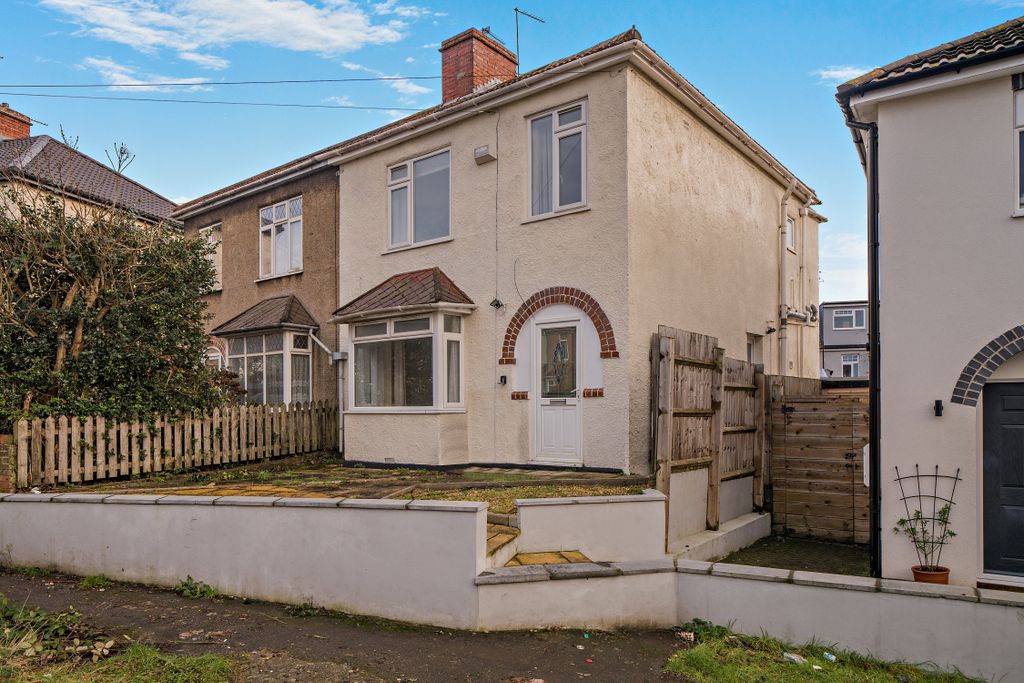 Property photo 1 of 30