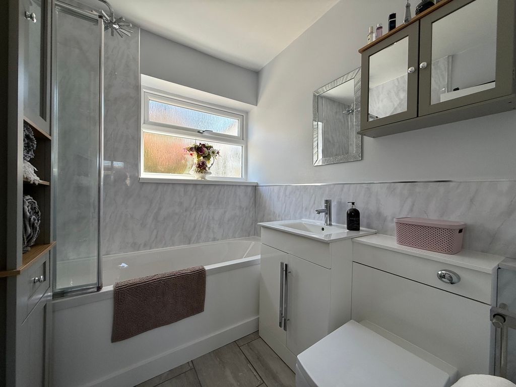 Additional image 10 of 2 bed bungalow for saleHill Rise, Kilgetty, Pembrokeshire SA68