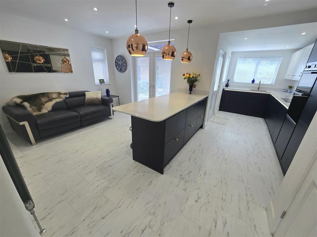 Property photo 2 of 20 Open Plan Kitchen Diner
