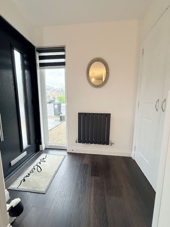 Property photo 3 of 25