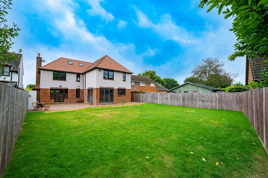 Property photo 3 of 19 4437832