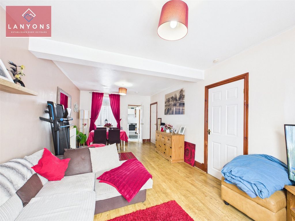 Property photo 2 of 9 Picture No. 04