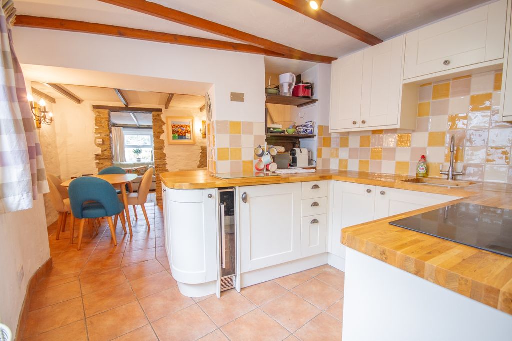 Property photo 3 of 10 Tps 01726 217 888-29