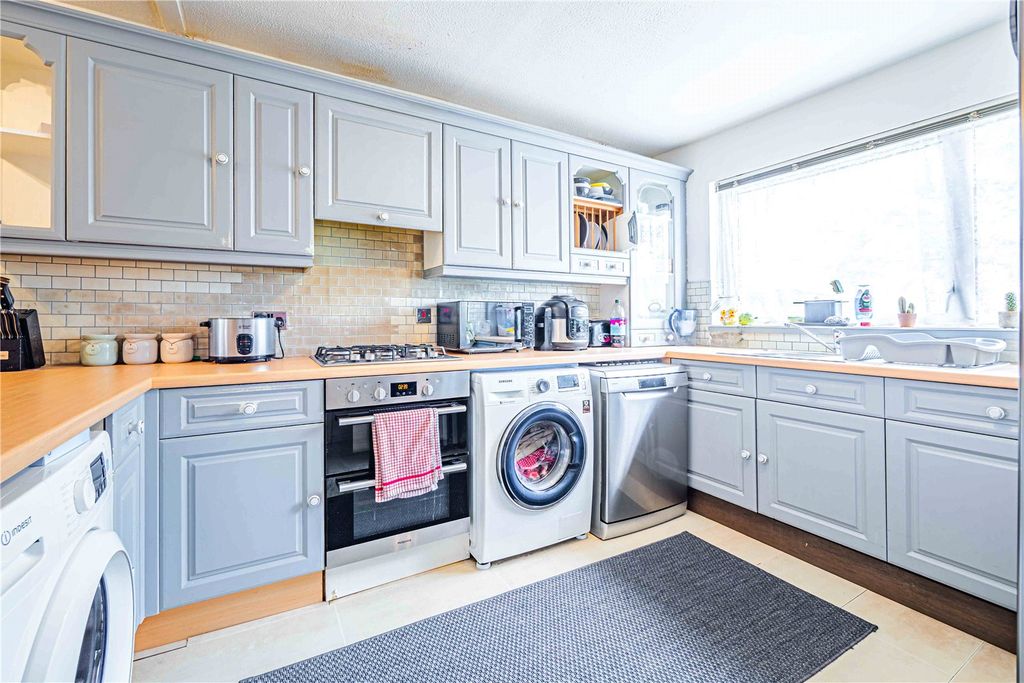 Property photo 2 of 12 Picture No. 09