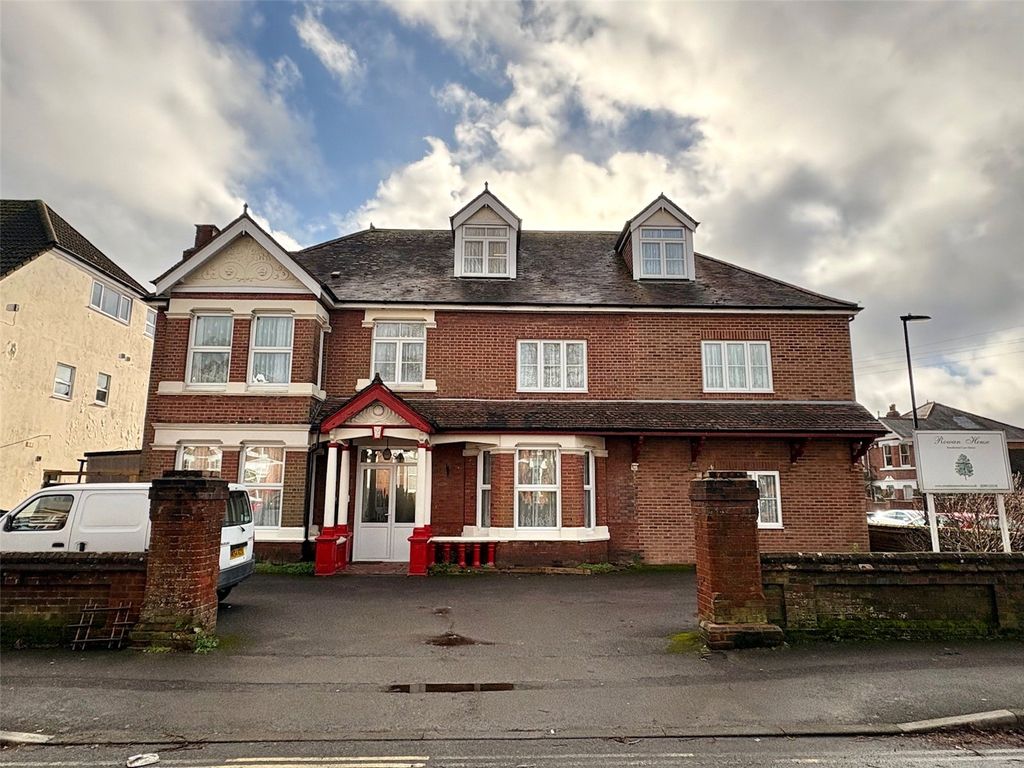 Property photo 1 of 21 Picture No. 20