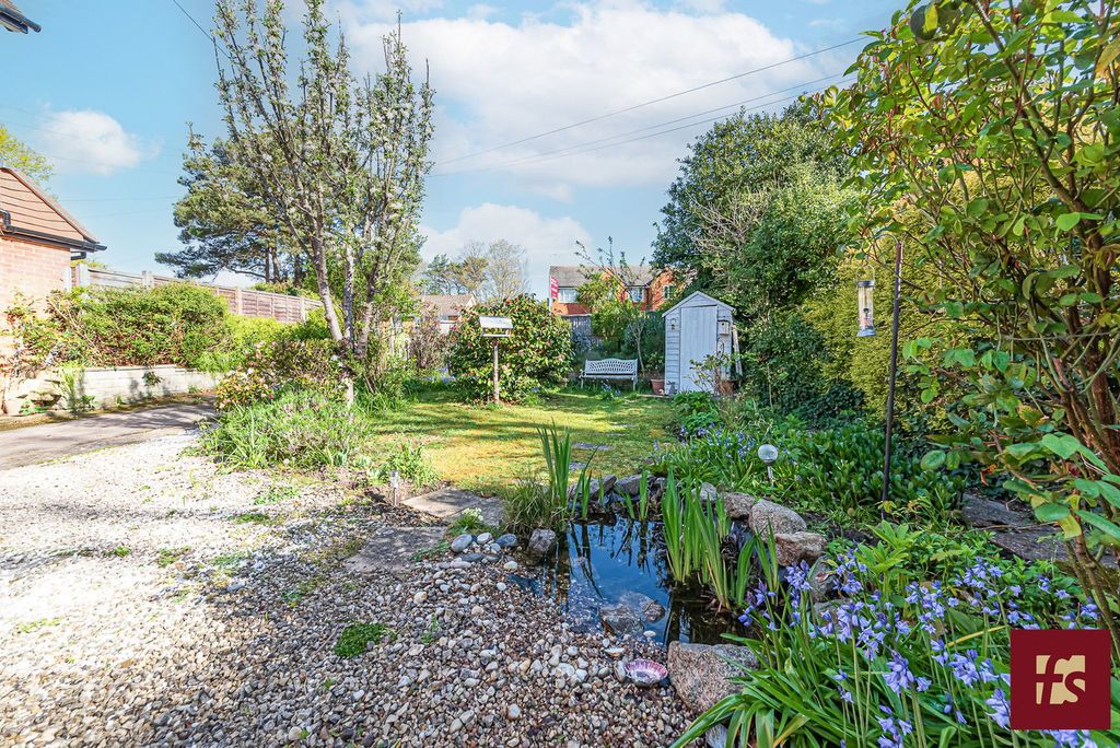 Property photo 2 of 14