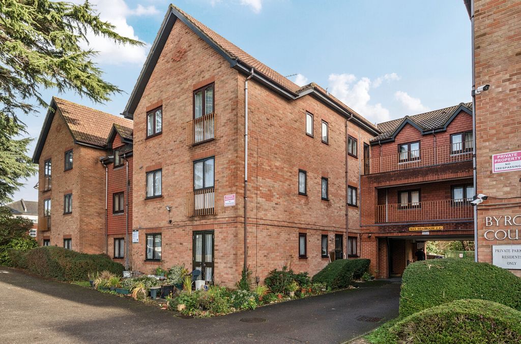 Property photo 1 of 12 1386714-2-6932Cec...