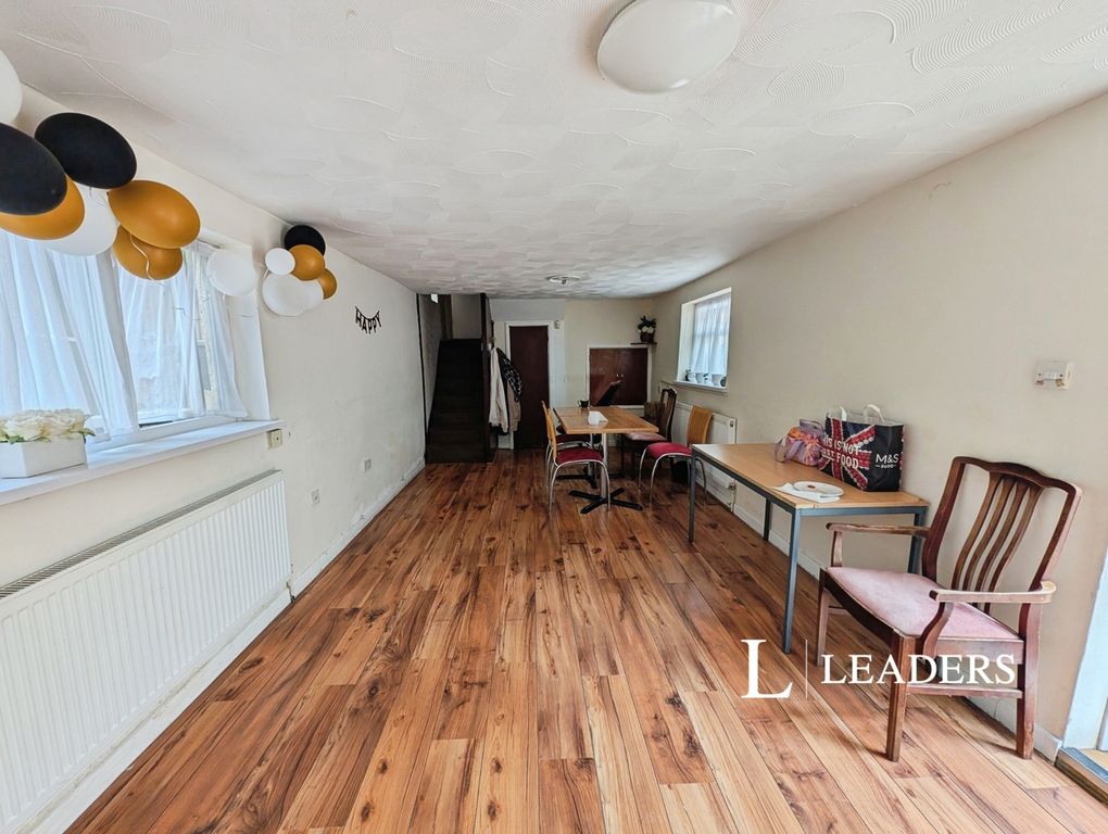 Property photo 2 of 14 Pbox-Img.Jpg