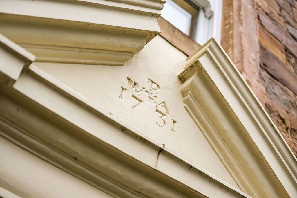 Property photo 2 of 23