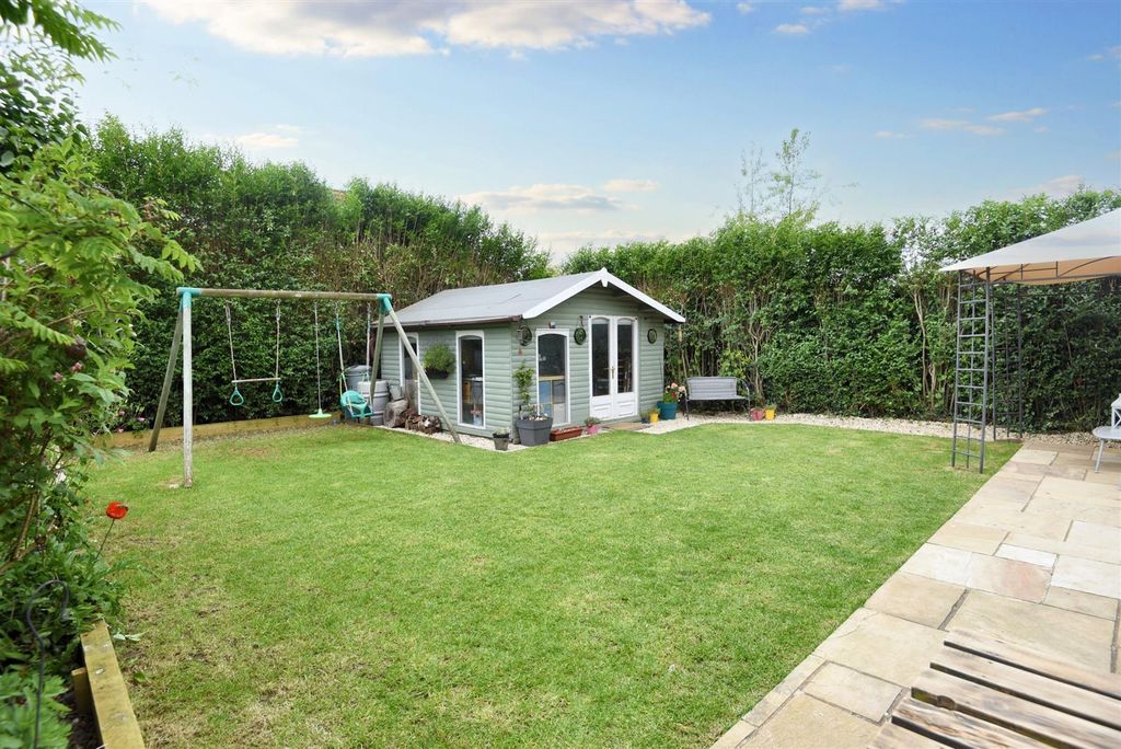 Property photo 3 of 10 Rear Garden