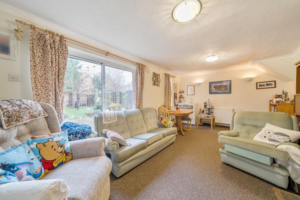 Property photo 3 of 20 Living Area