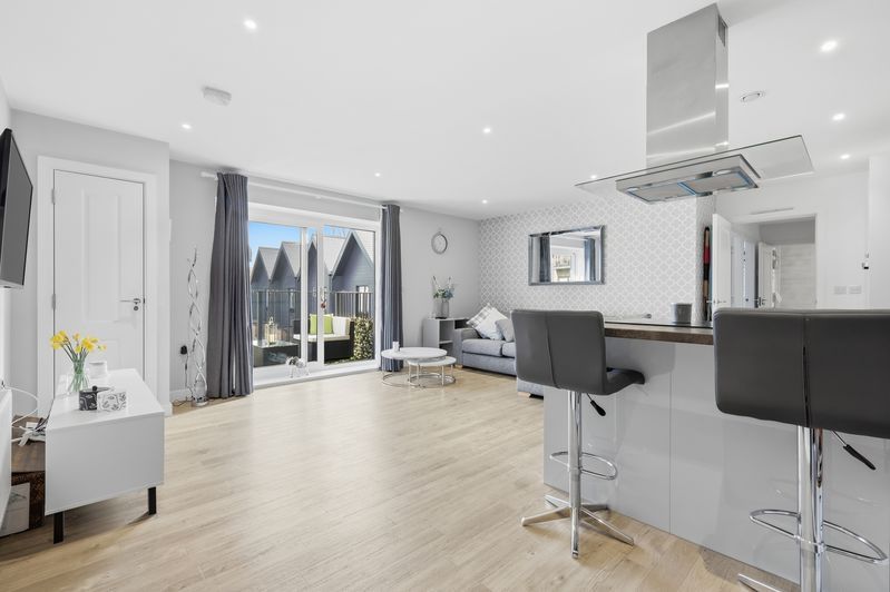 Property photo 2 of 13 Photo 11