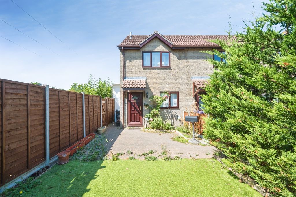 Property photo 1 of 16