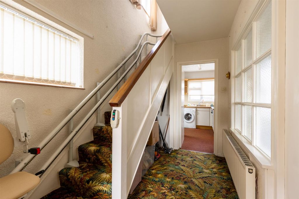 Property photo 2 of 21 68Highfielddrive-4.Jpg