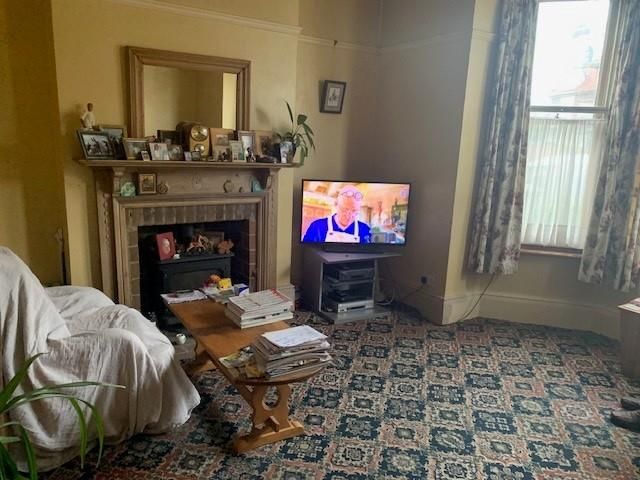 Property photo 2 of 6 Sitting Room.Jpg