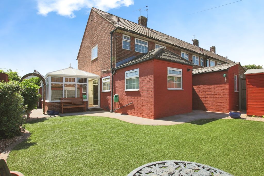 Property photo 1 of 15 4167272