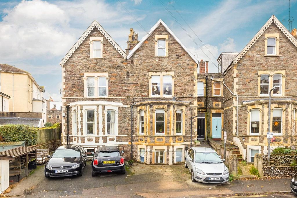 Property photo 2 of 19 Char0636.Jpg