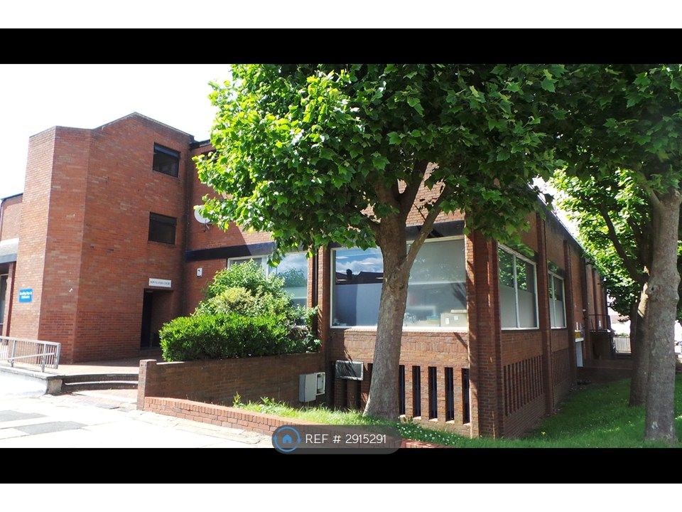 Property photo 2 of 16