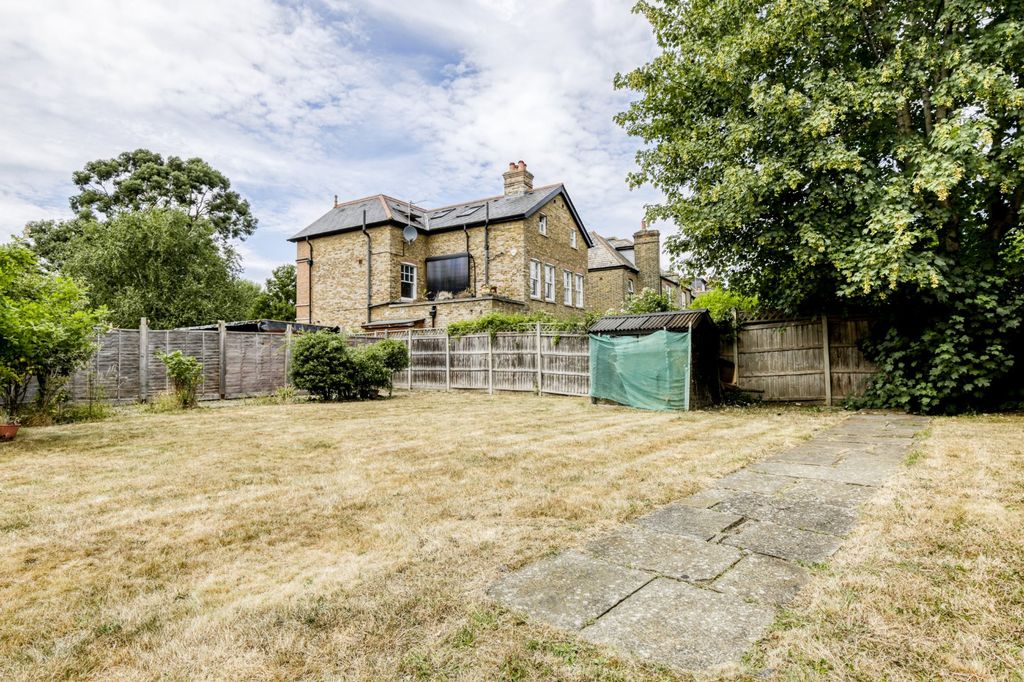 Property photo 3 of 4 Picture No. 04