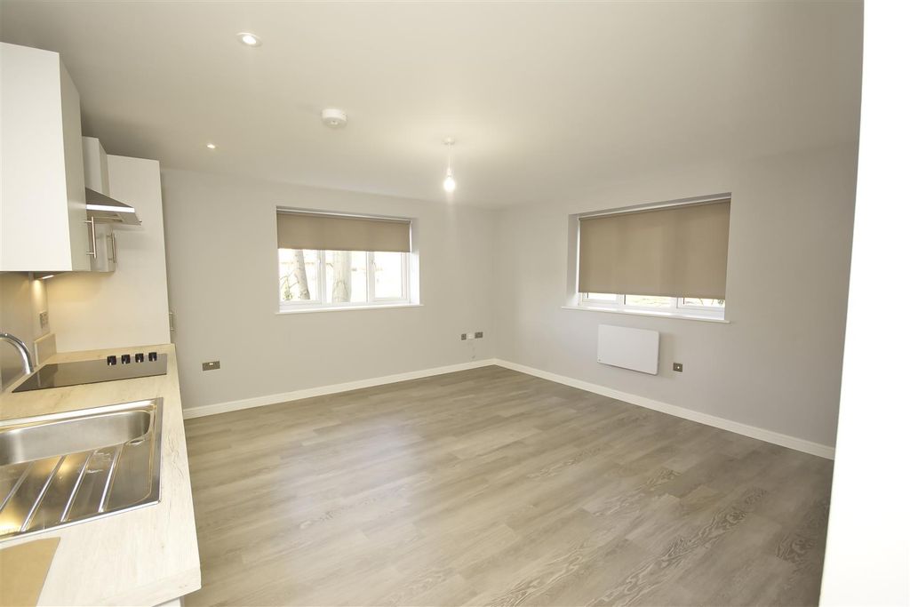 Property photo 2 of 5 Dsc_0001.Jpeg