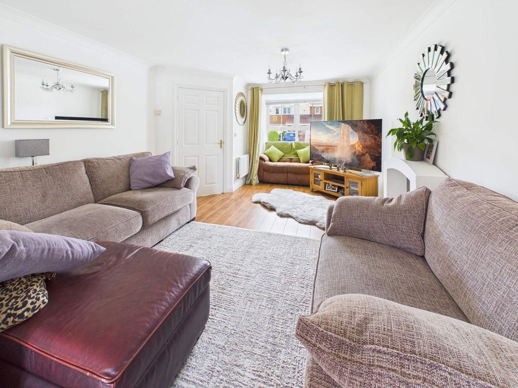 Property photo 2 of 24 Living Room
