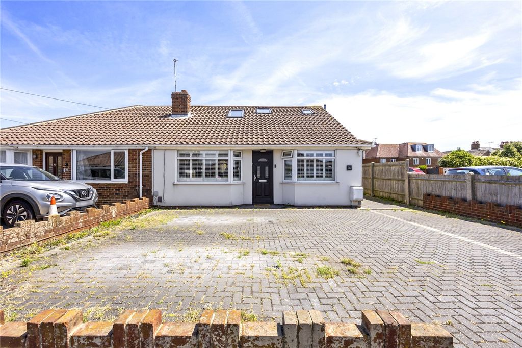 Property photo 2 of 19 Picture No. 18