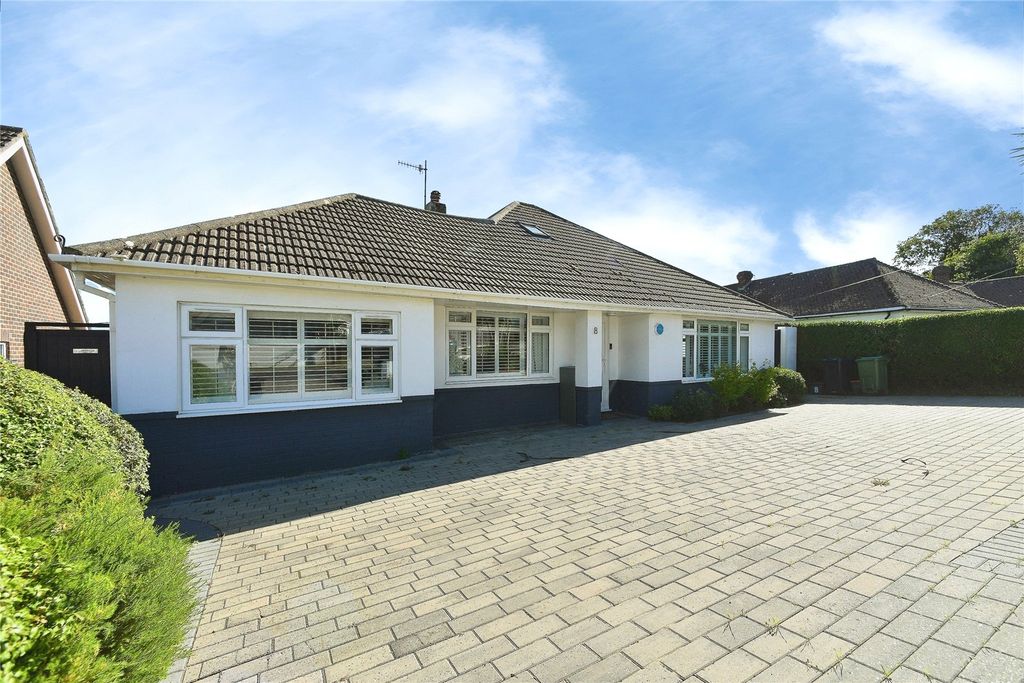 Property photo 1 of 37 Picture No. 41