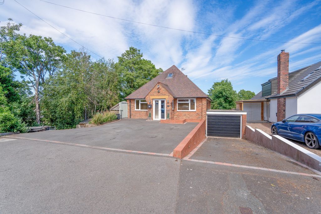 Property photo 1 of 28
