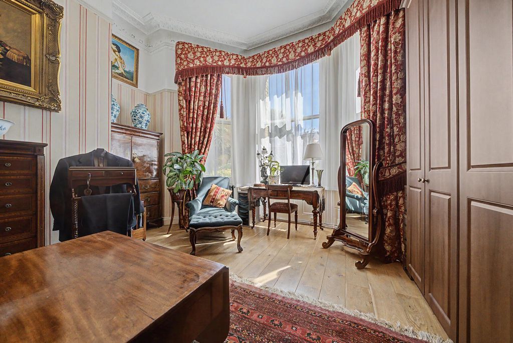 Additional image 10 of 3 bed flat for saleThe Drive, Hove BN3