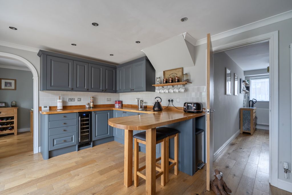 Property photo 2 of 19 1417204116997449Fc0A60