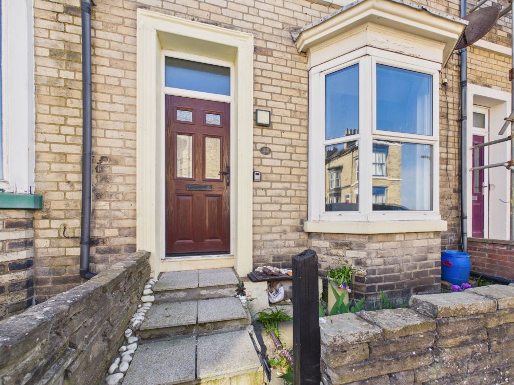 Property photo 1 of 21