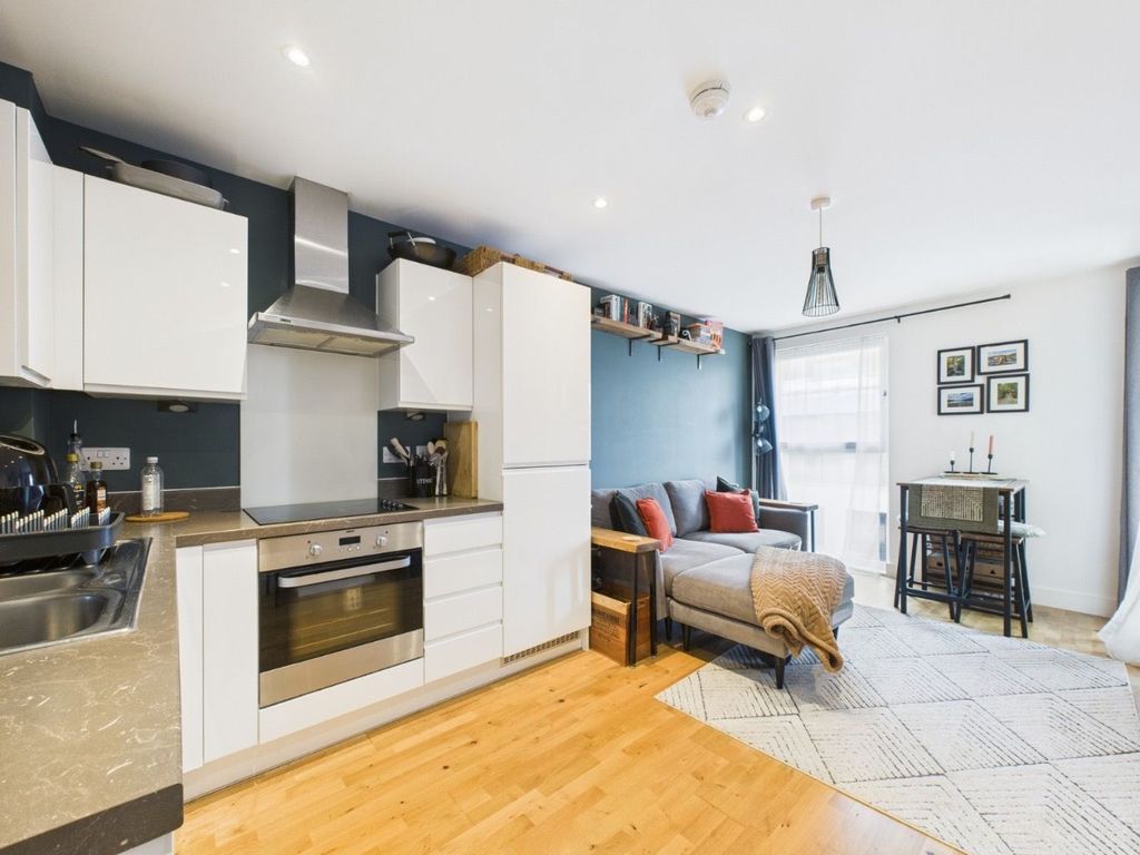 Property photo 2 of 13