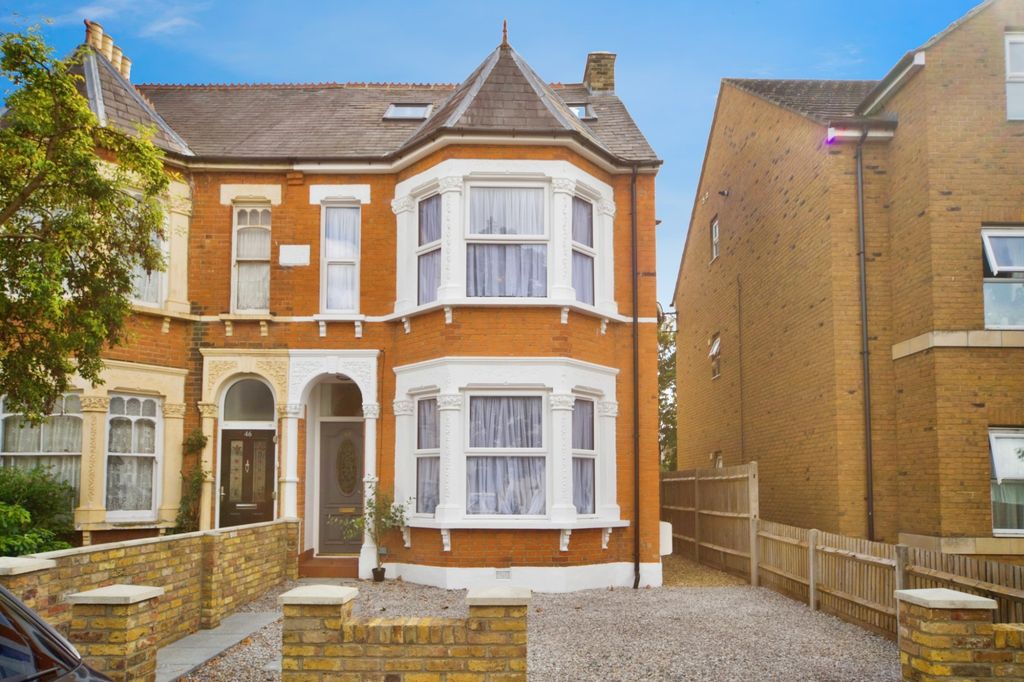 Property photo 1 of 9