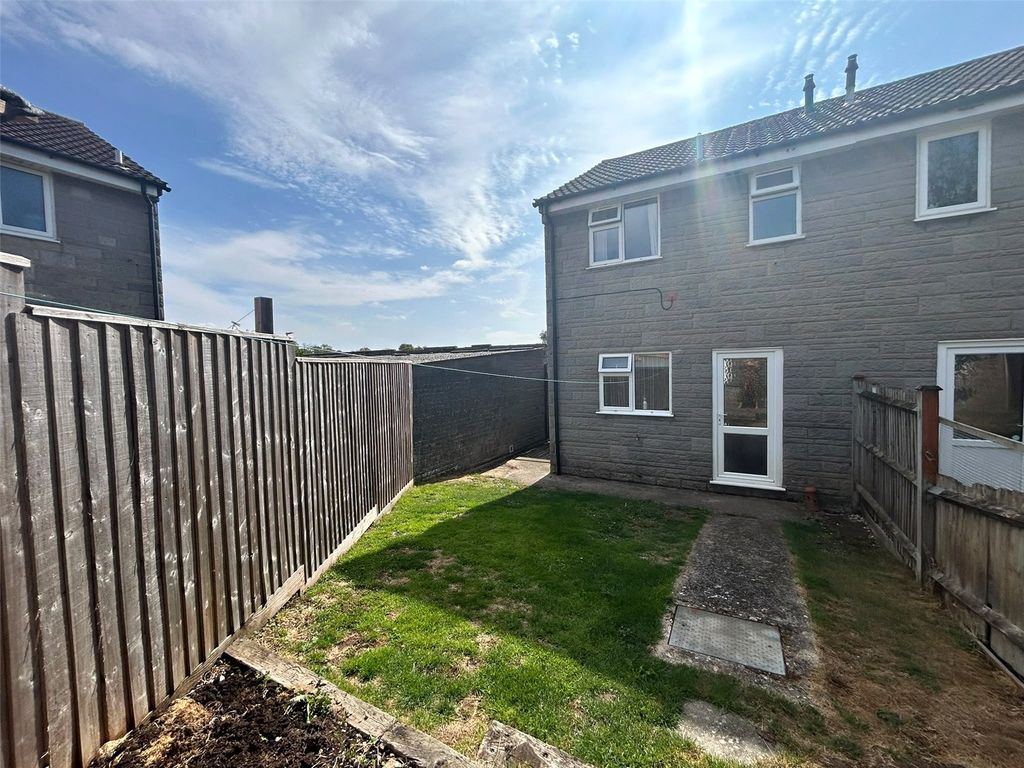Property photo 2 of 3 Picture No. 17