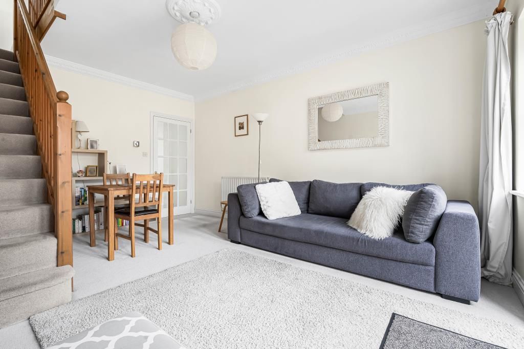 Property photo 2 of 19 12_76686.Jpg