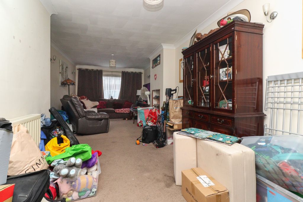 Property photo 3 of 10 Picture 3