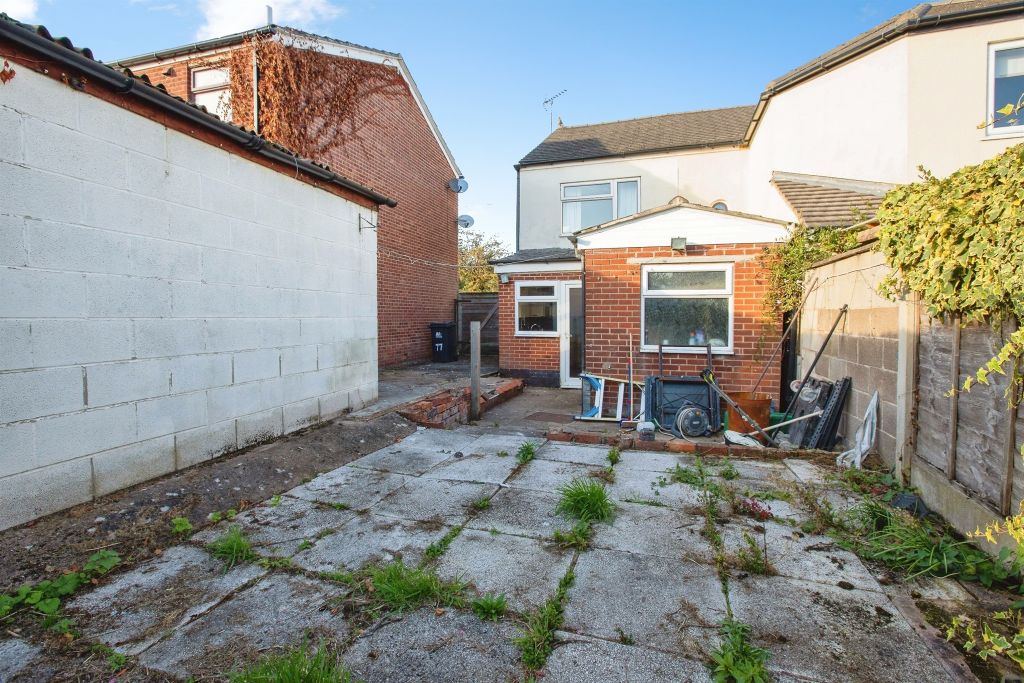 Property photo 2 of 20