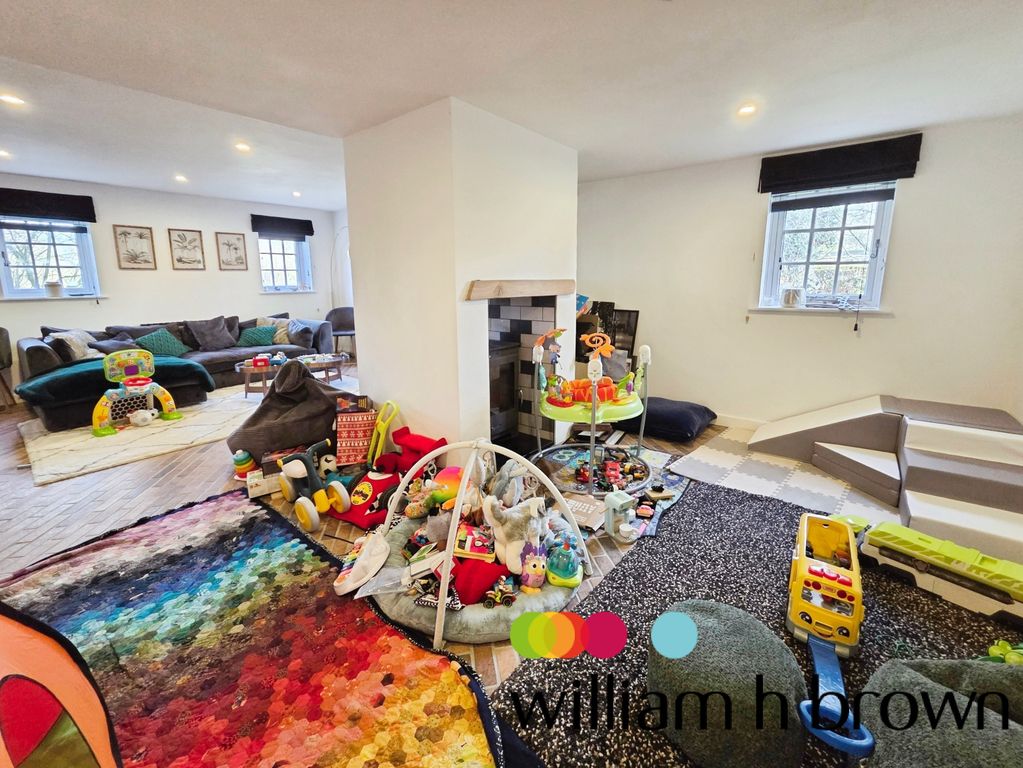 Additional image 8 of 5 bed property to rentHovis Mill Lane, Sible Hedingham, Halstead CO9