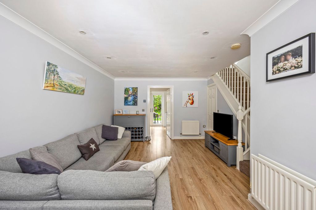 Property photo 3 of 17
