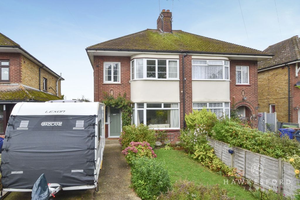 Property photo 1 of 18 Bobbing Hill, Sittingbourne - Front