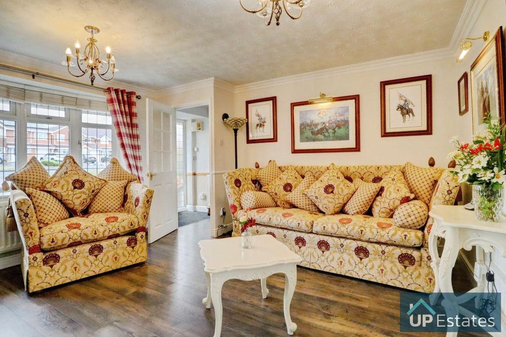 Property photo 3 of 26 Living Room