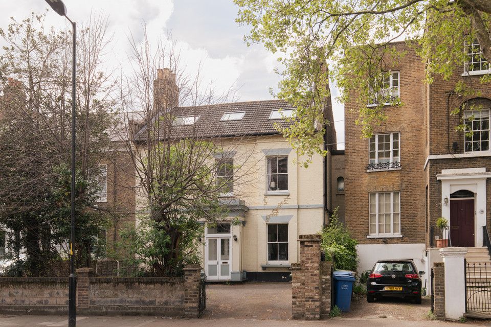 Property photo 1 of 17