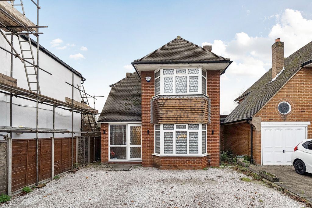 Property photo 1 of 20 1384026-20-692471...