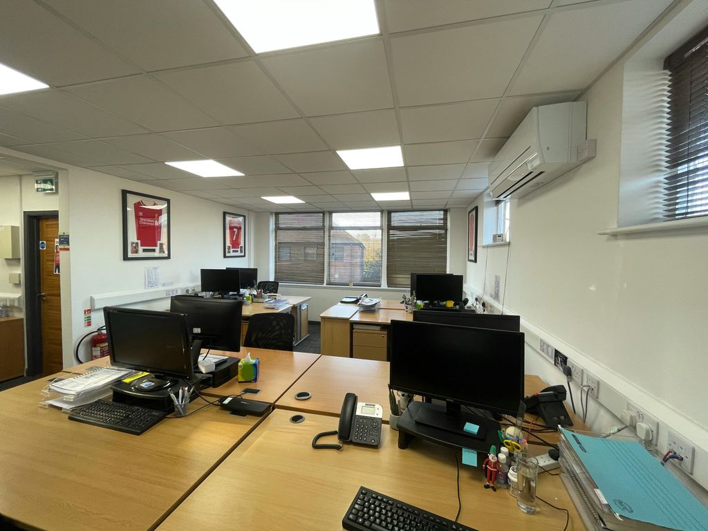 Property photo 3 of 6 Img_8125.Jpeg