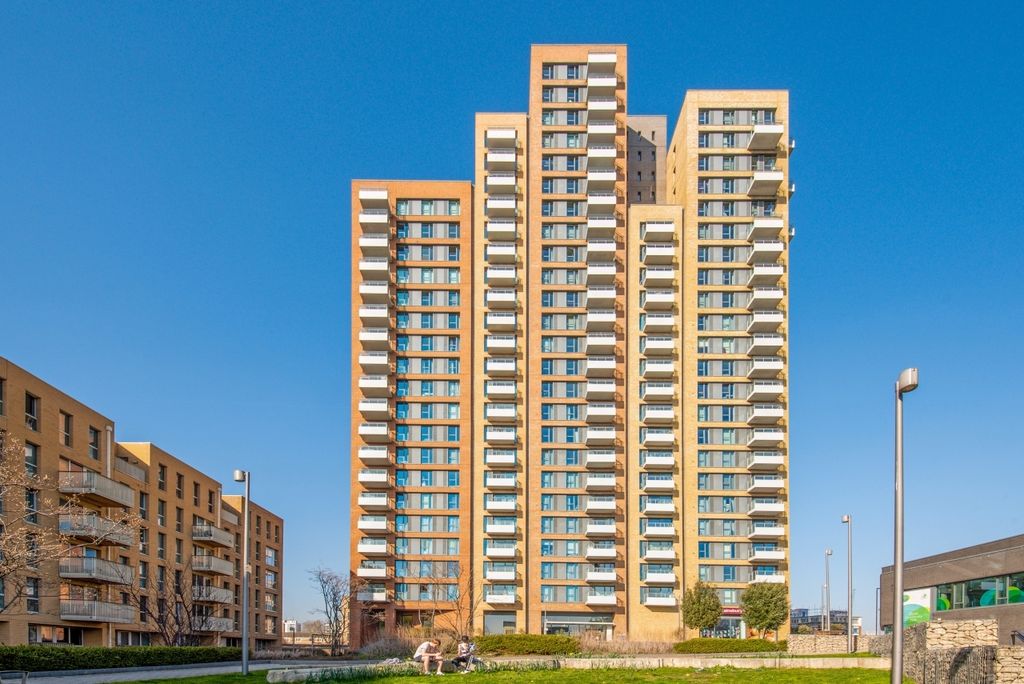 Property photo 1 of 5