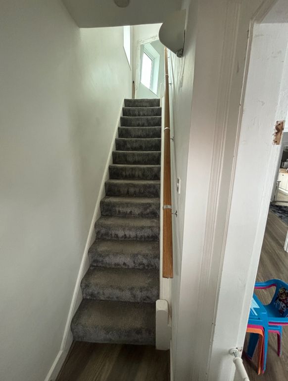 Property photo 2 of 16 Img_0947